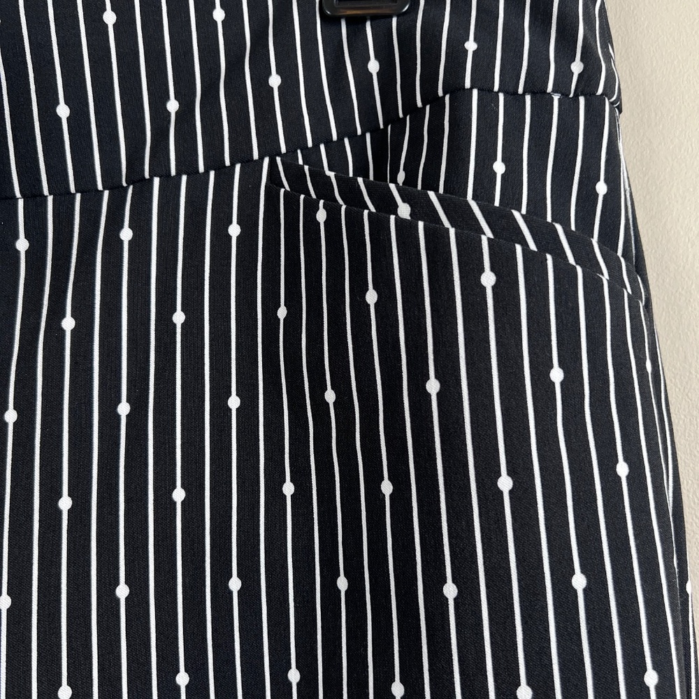 Chico’s Perfect Stretch Josie Slim Ankle Classic Rise Women’s Size 2 Black White - Picture 9 of 11